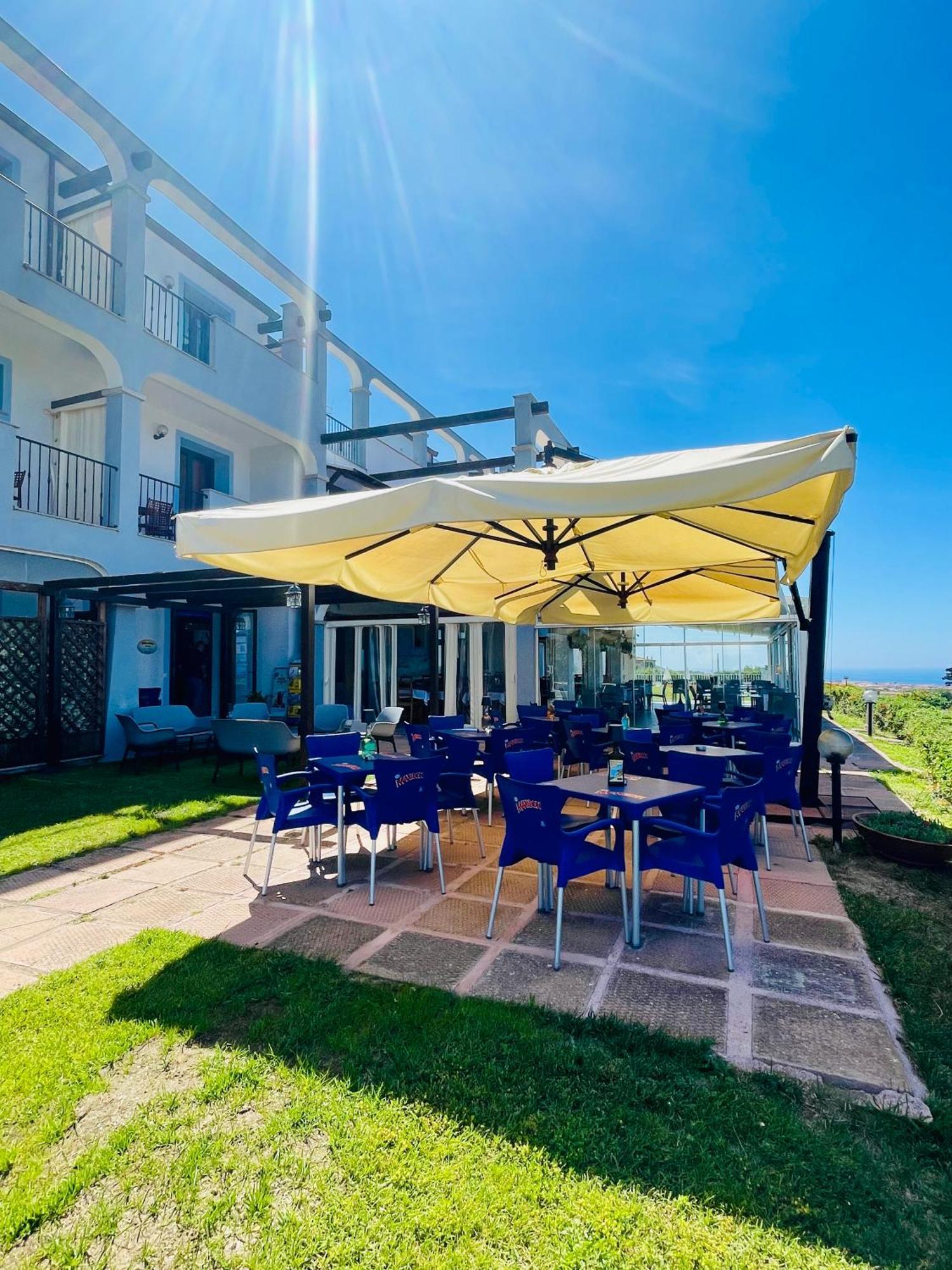 Abbaidda Hotel Valledoria  Bagian luar foto