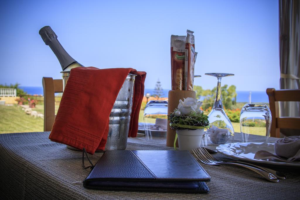 Abbaidda Hotel Valledoria  Bagian luar foto